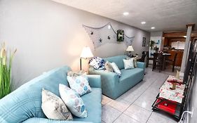 Galveston Getaway - Close To Everything