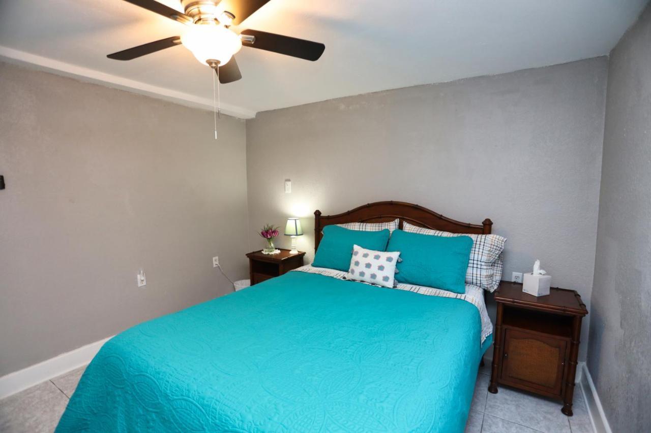 Galveston Getaway - Close To Everything Exterior photo