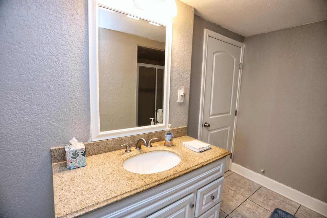 Galveston Getaway - Close To Everything Exterior photo